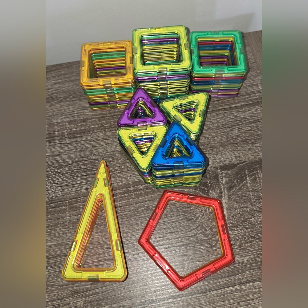 Magformers 82 Piece Magnetic Building Tiles Set with Various Shapes